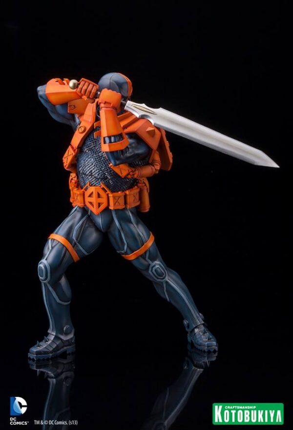 DC COMICS DEATHSTROKE NEW 52 ARTFX STATUE