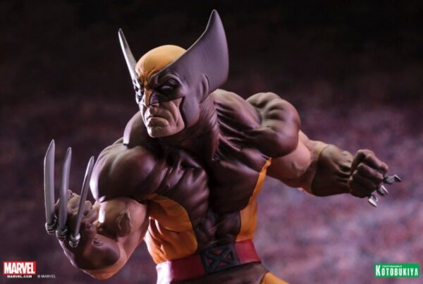 Erick-Sosa-Brown-Costume-Wolverine-Statue-Fully-Revealed-by-Kotobukiya-March-2015-640x430-1.jpg MARVEL WOLVERINE BROWN COSTUME -DANGER ROOM SESSIONS