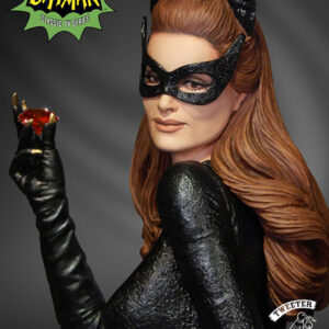 Catwoman Ruby Edition Variant