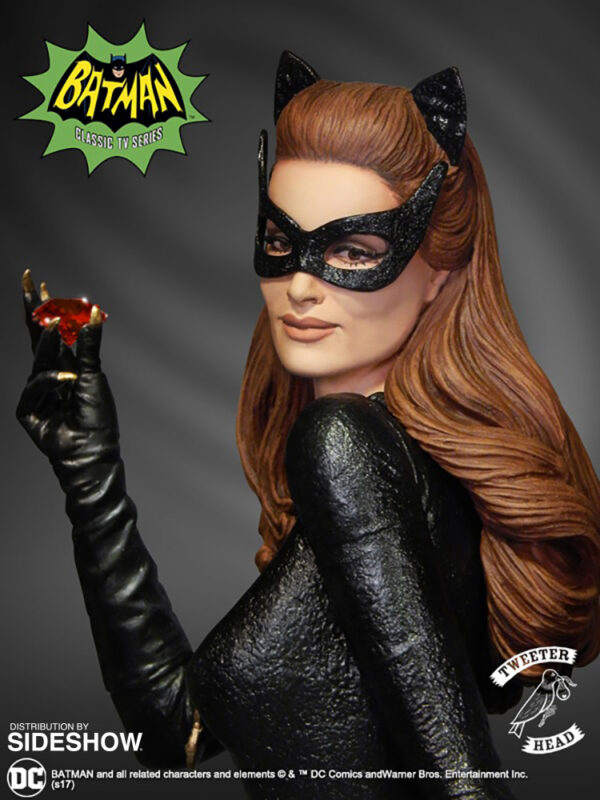 dc-comics-batman-classic-tv-series-catwoman-ruby-edition-variant-maquette-tweeterhead-902970-01.jpg Catwoman Ruby Edition Variant