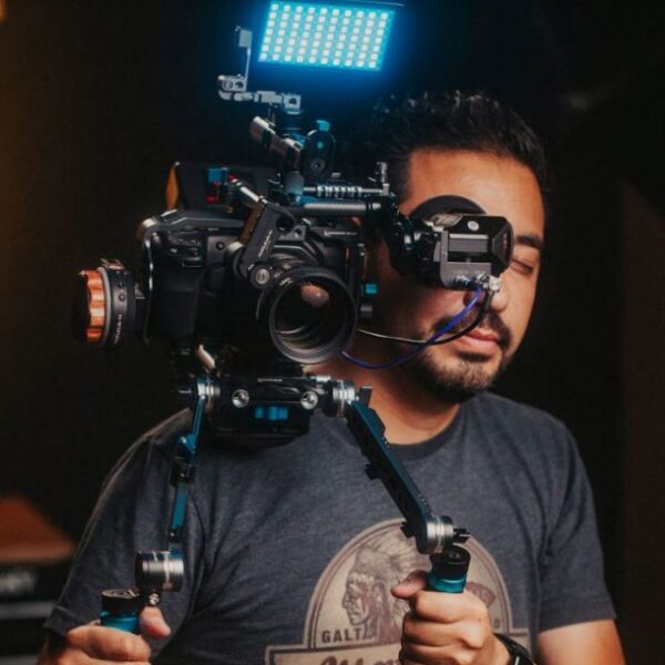 kb-urig-3.jpg Kondor Blue Ultimate BMPCC6K/4K Rig