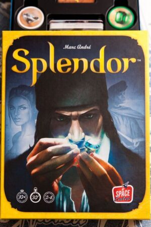 pic1929761.jpg Splendor Board Game