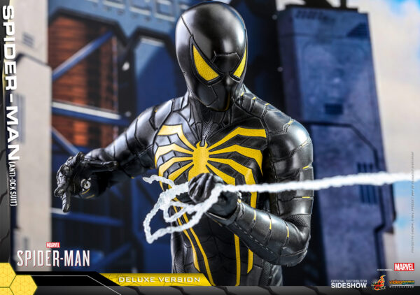 spider-man-anti-ock-suit-deluxe_marvel_gallery_5f6e2c927f9d4.jpg Spider-Man (Anti-Ock Suit) Deluxe Sixth Scale Figure