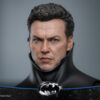 Batman (Deluxe Version) Sixth Scale Figure